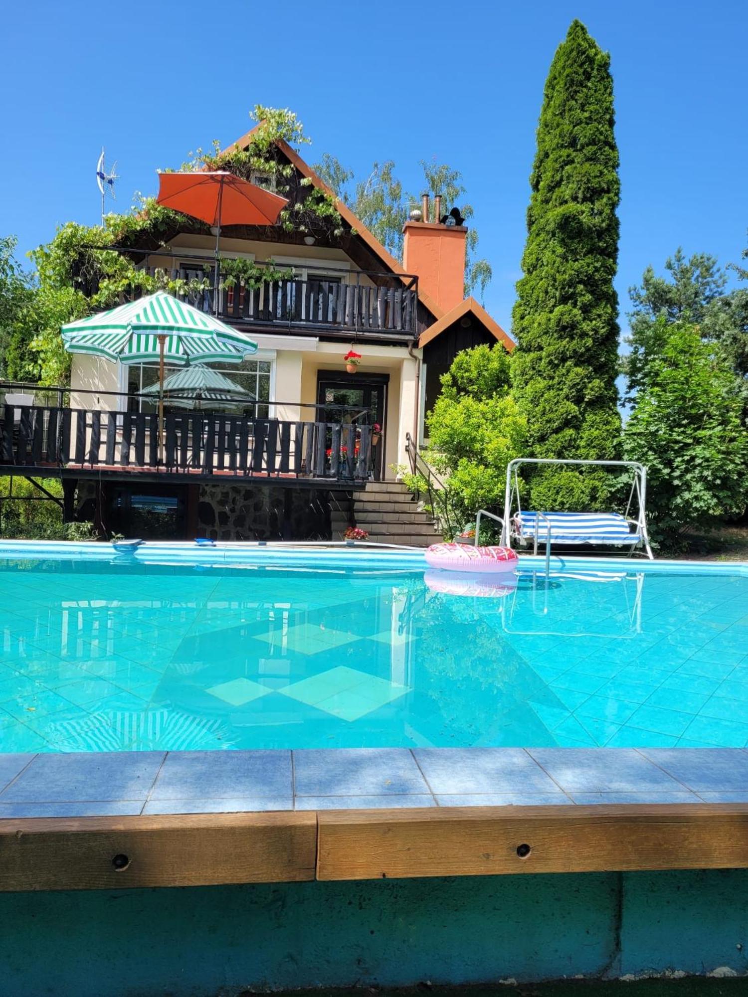 Holiday Villa Zuromino מראה חיצוני תמונה